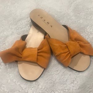 Zara slides